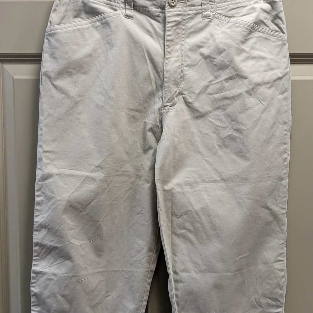 White Stag Stretch Classic Tan Khaki Chinos Bermudas/Capris- Size 10